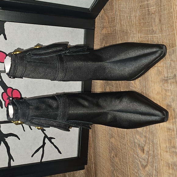 Jeffrey Campbell Elegant Pointed Toe Black Stiletto Zippered Heels Size 8.5 - Picture 3 of 16